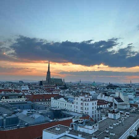 Center Apartment With 360° Rooftop Viena Exterior foto